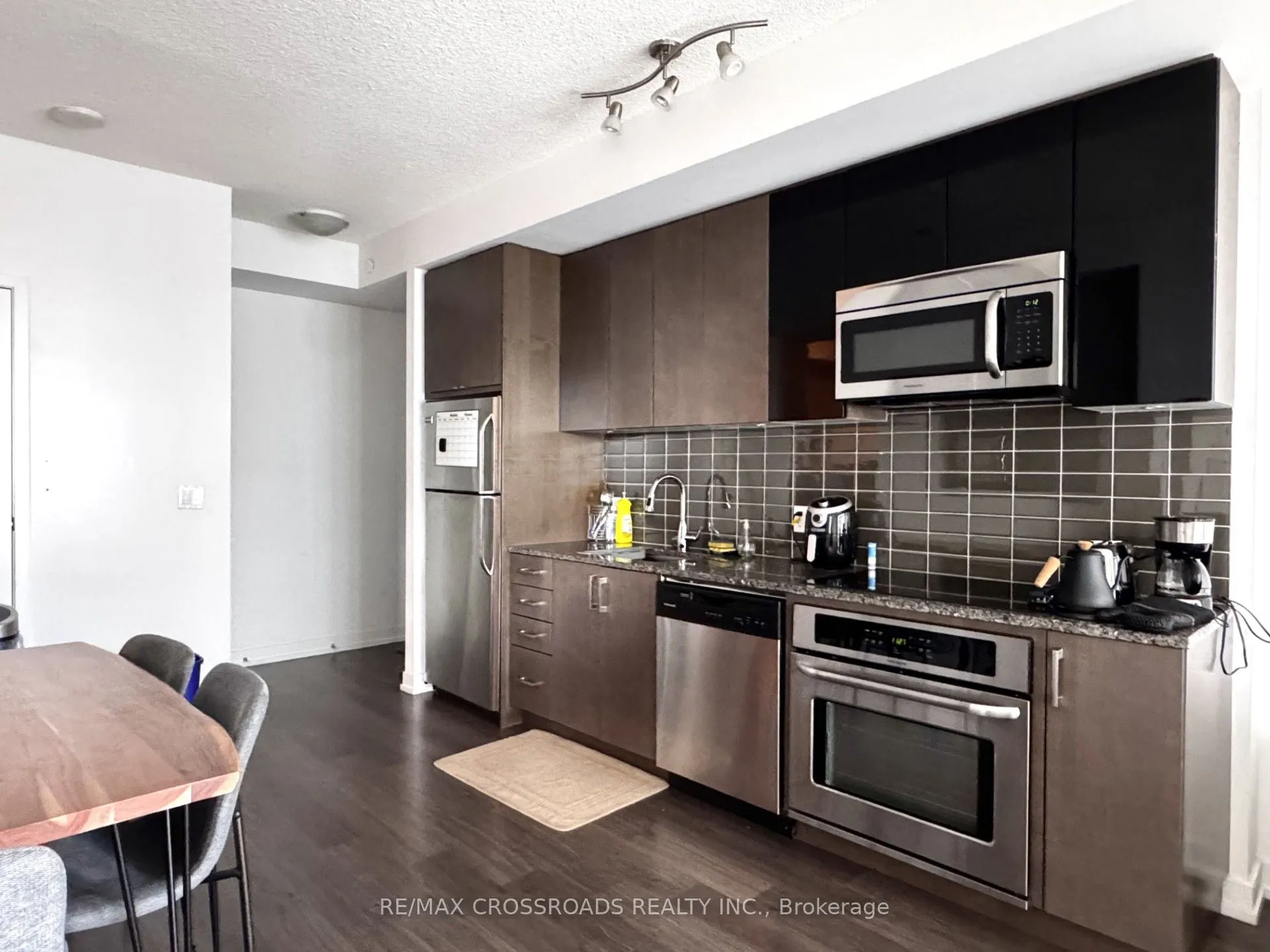 89 Dunfield Avenue, #1606