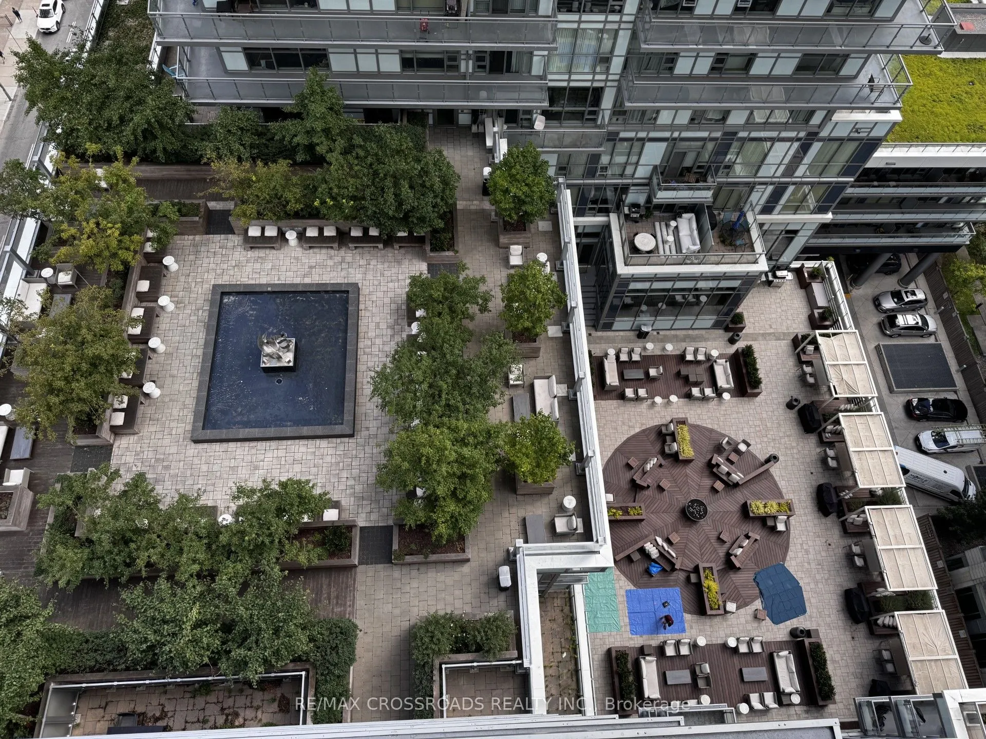 89 Dunfield Avenue, #1606