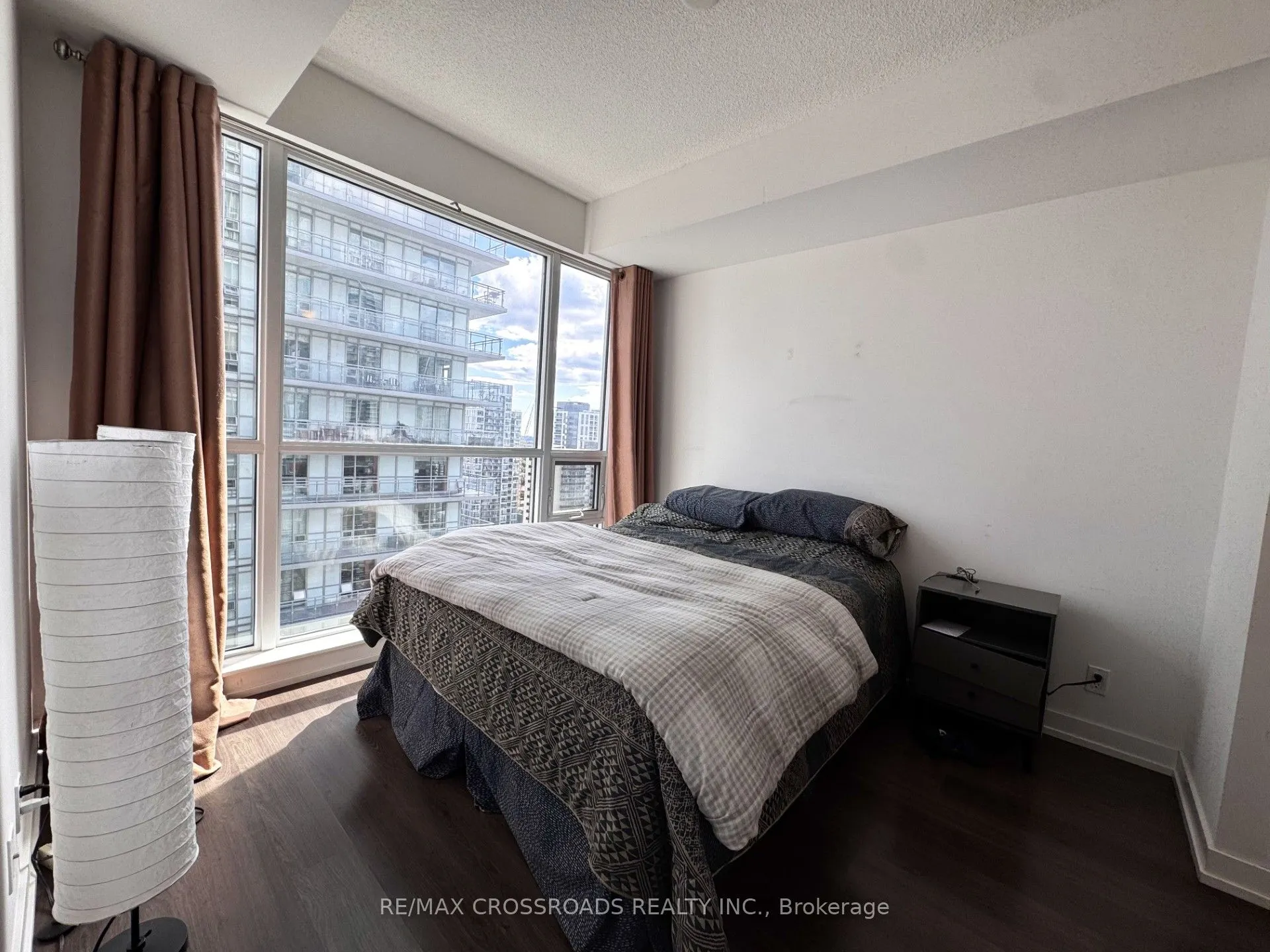 89 Dunfield Avenue, #1606