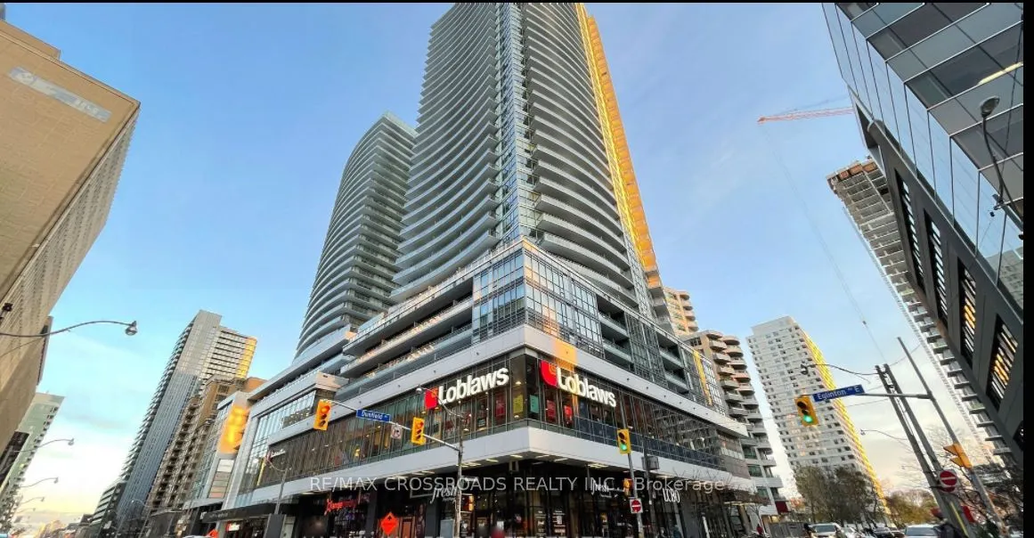 89 Dunfield Avenue, #1606