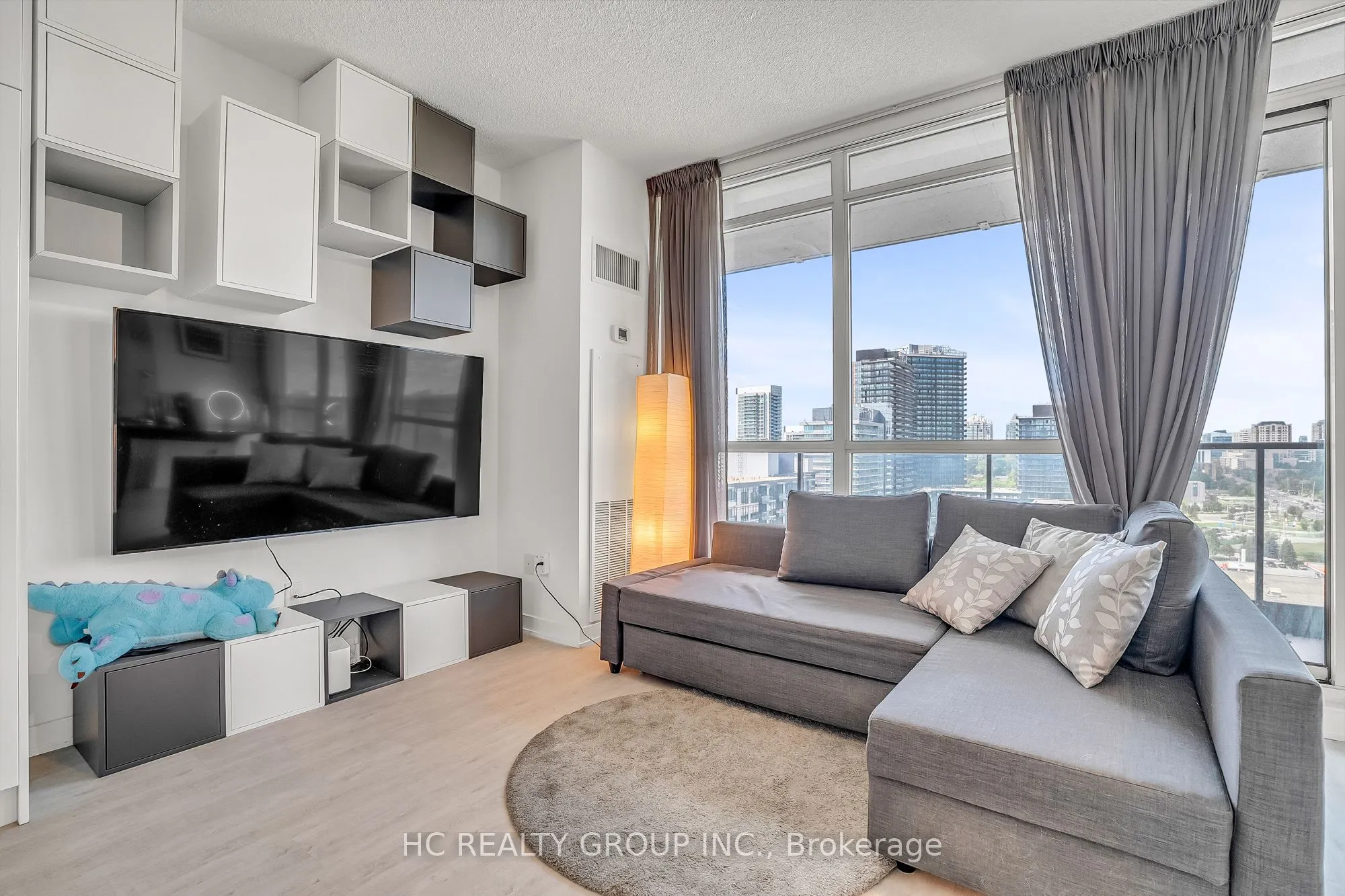 33 Singer Court, #2205