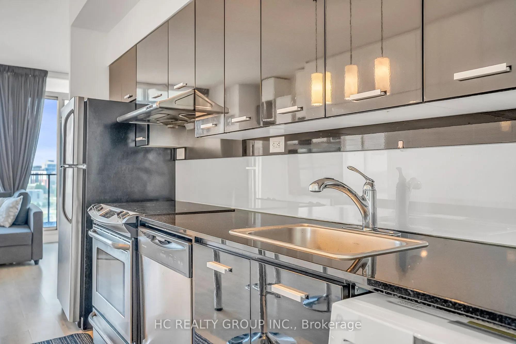 33 Singer Court, #2205