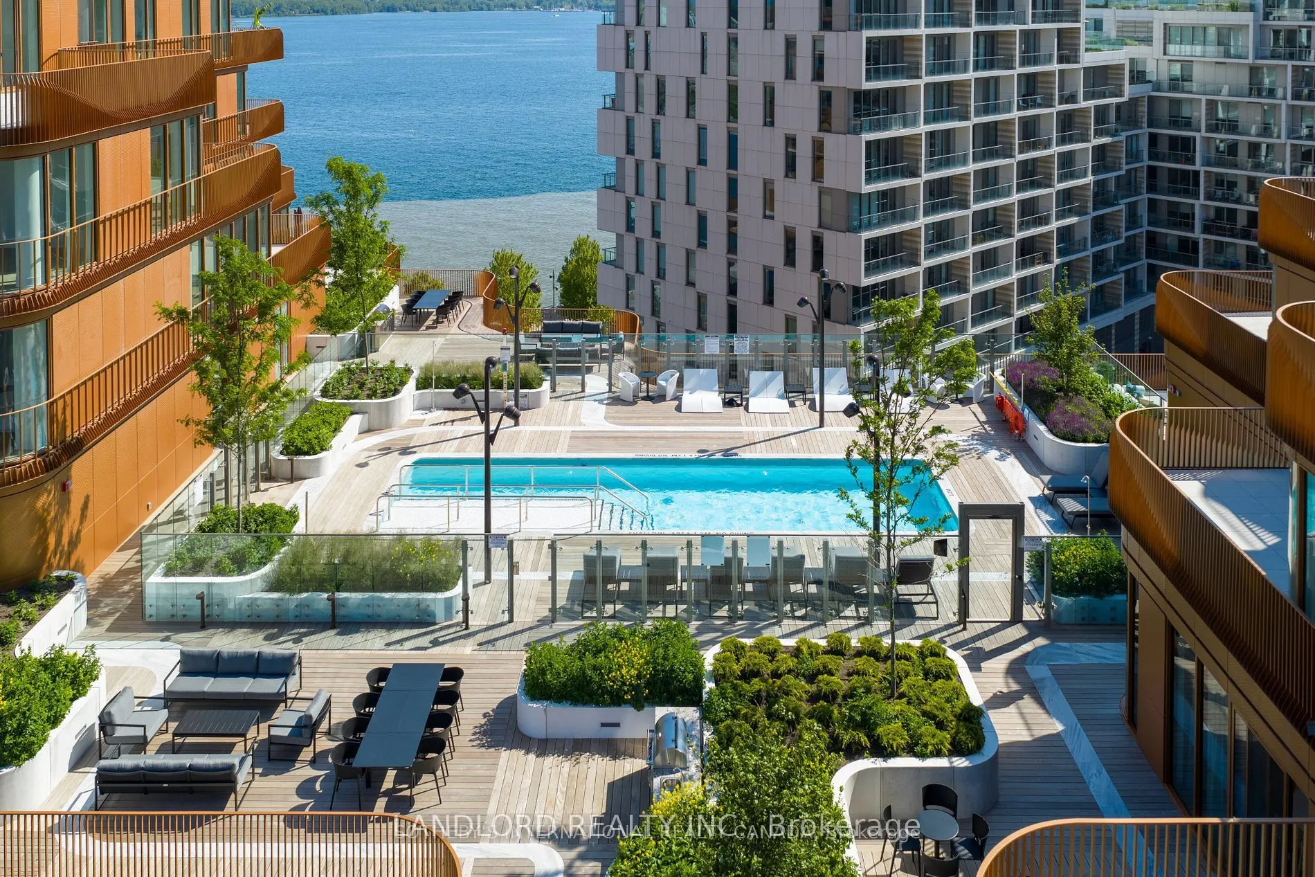 155 Merchants' Wharf, #1207