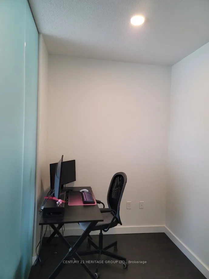 85 Mcmahon Drive, #1107