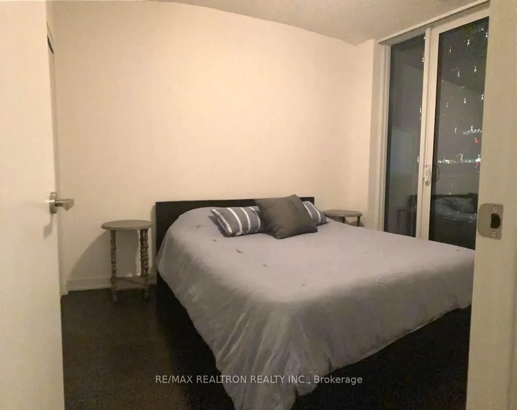 100 Harbour Street, #1705