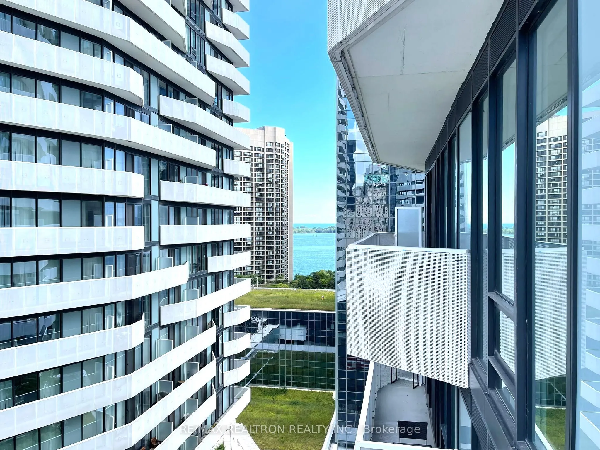 100 Harbour Street, #1705