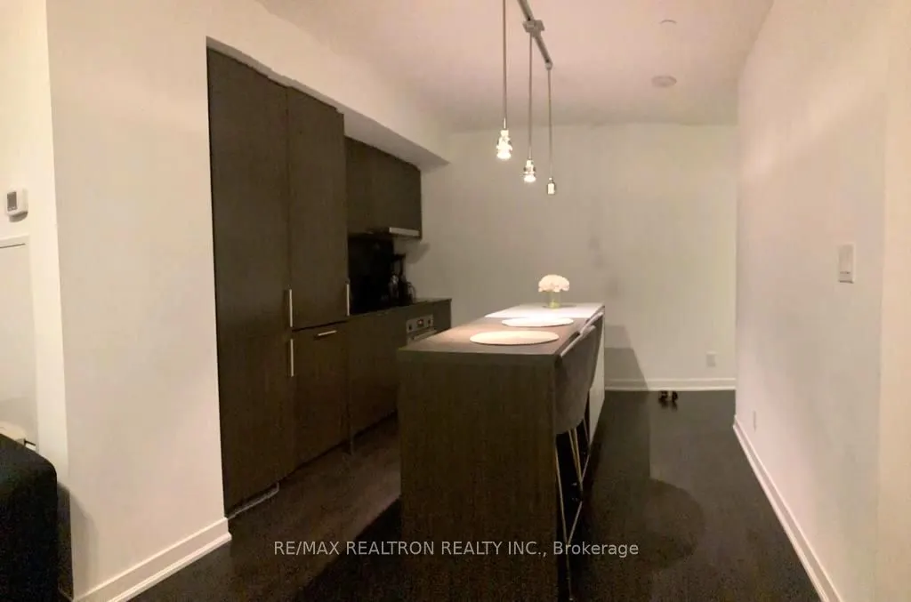 100 Harbour Street, #1705