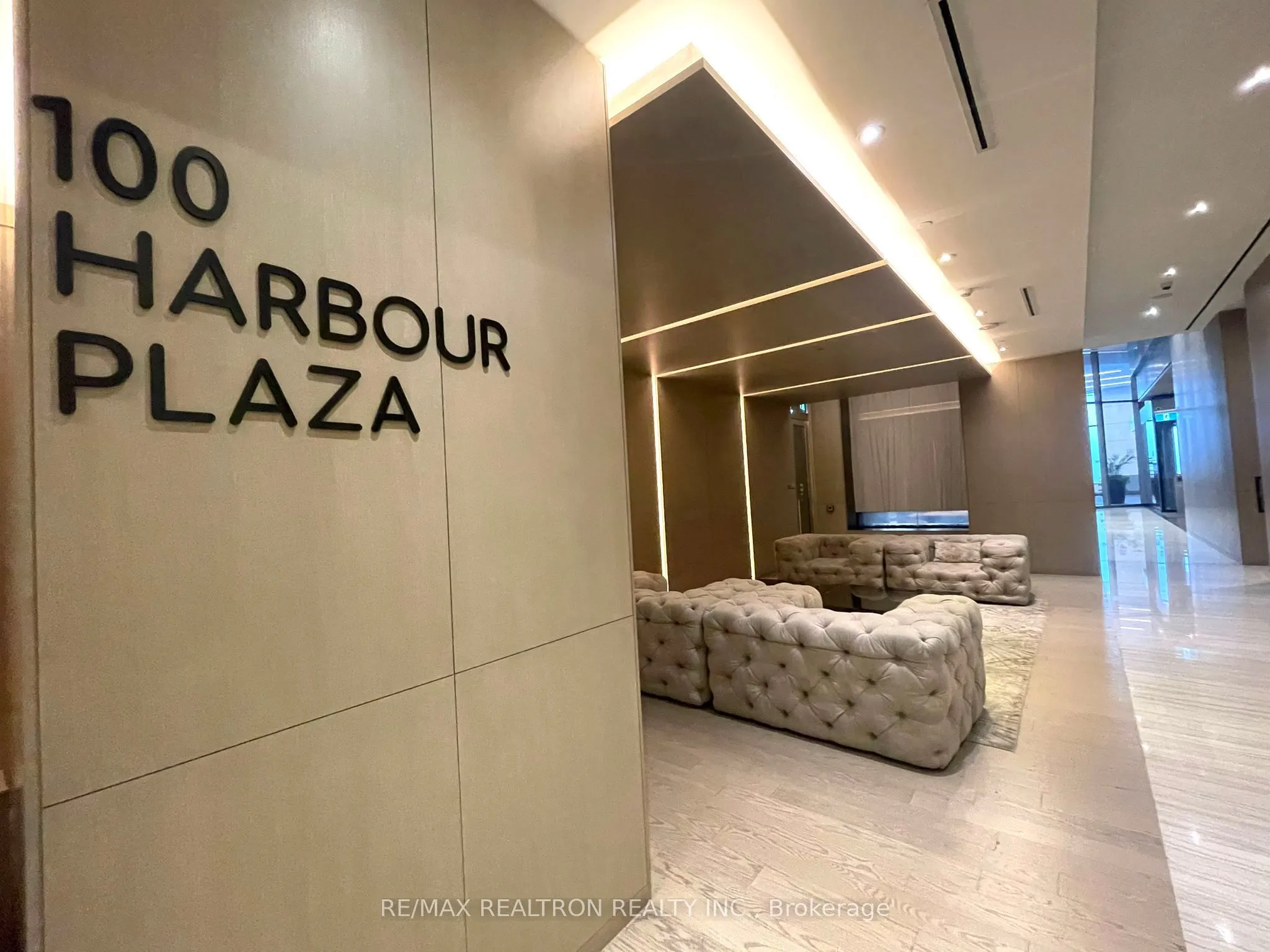 100 Harbour Street, #1705