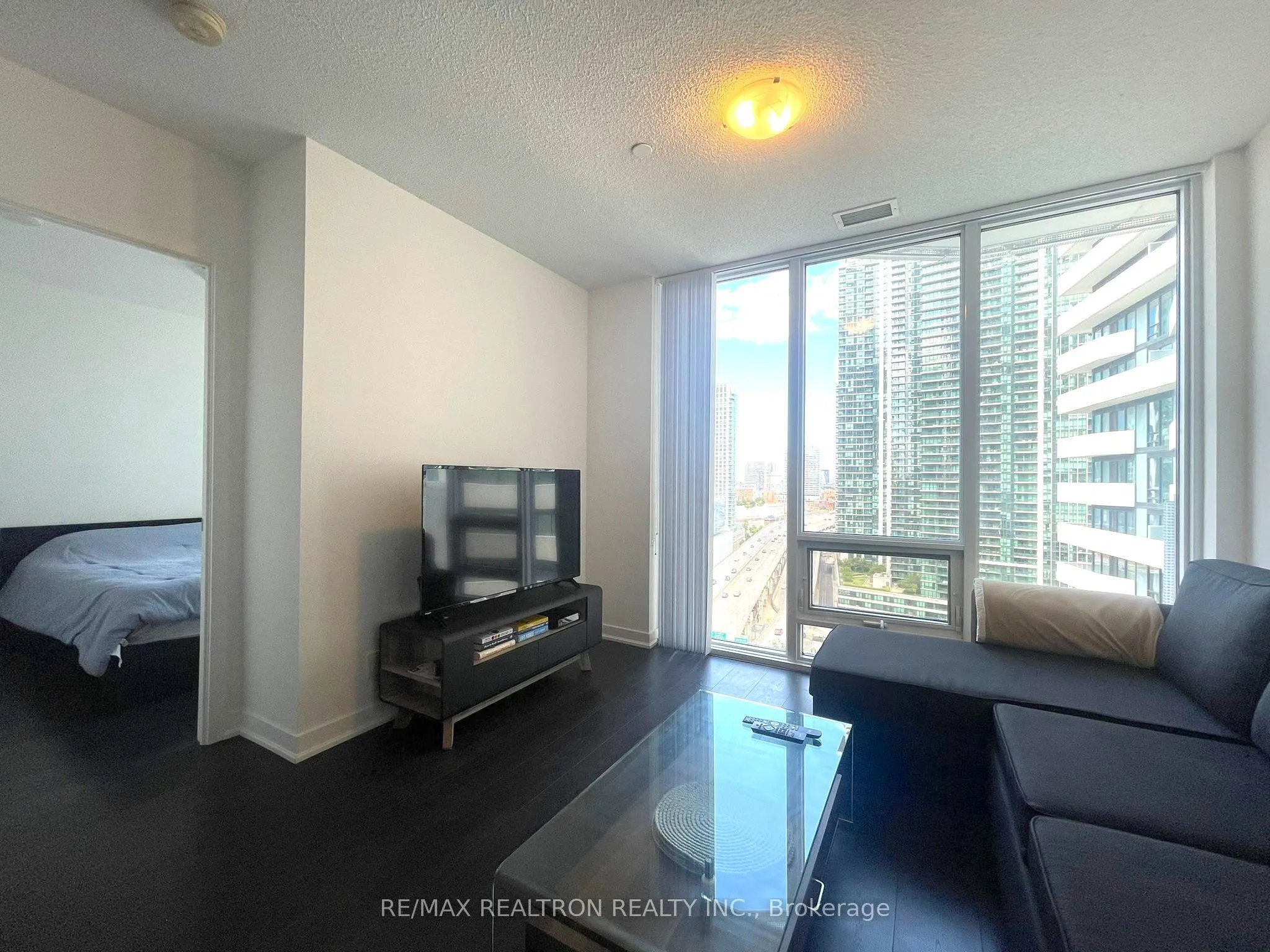 100 Harbour Street, #1705