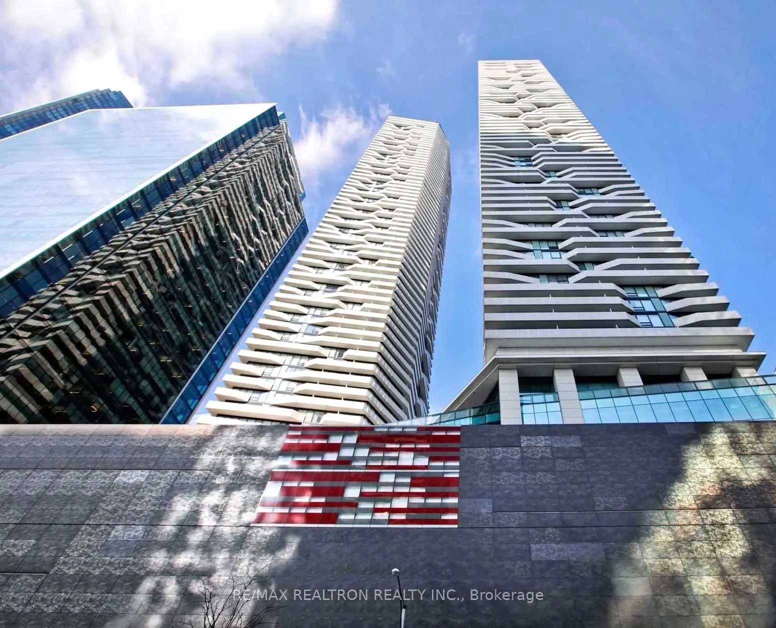 100 Harbour Street, #1705
