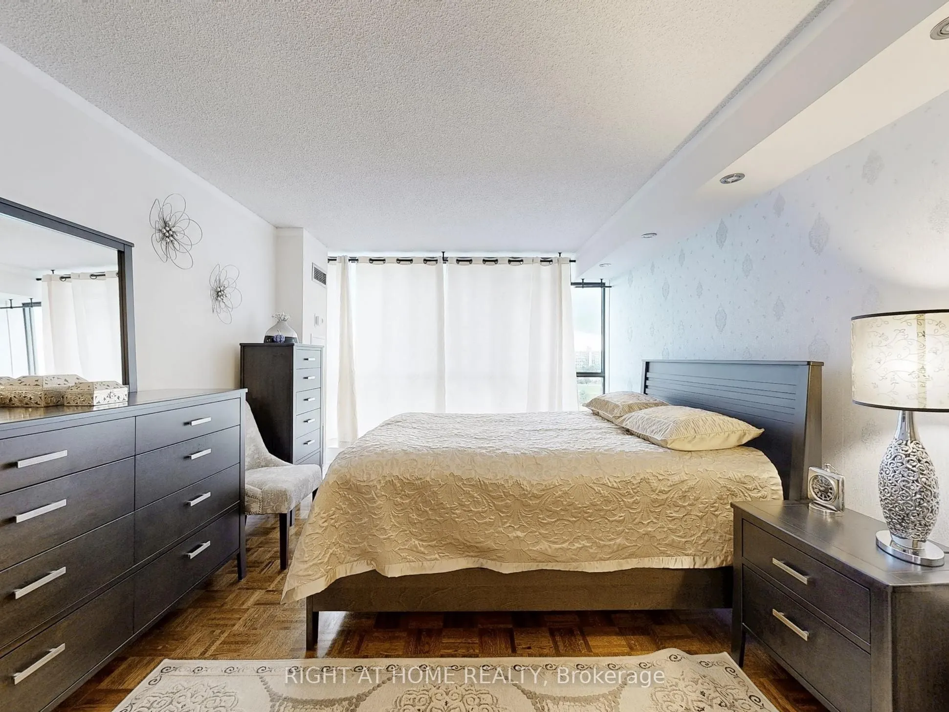 131 Torresdale Avenue, #908