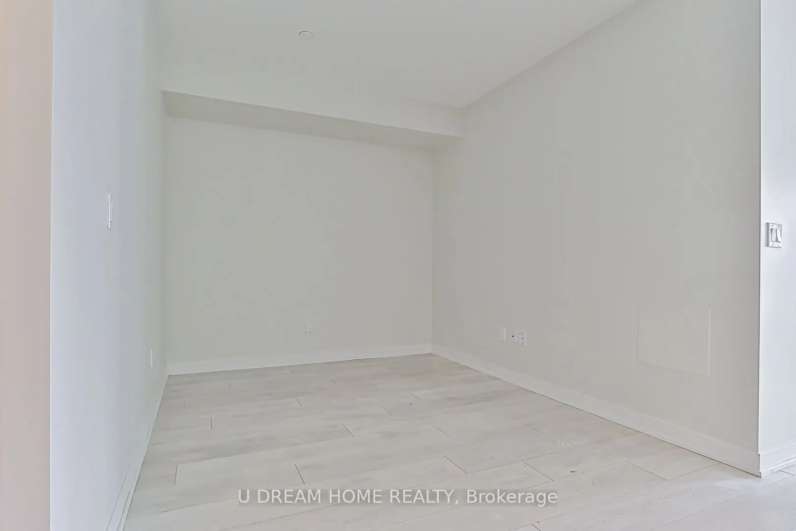 31 Tippett Road, #536