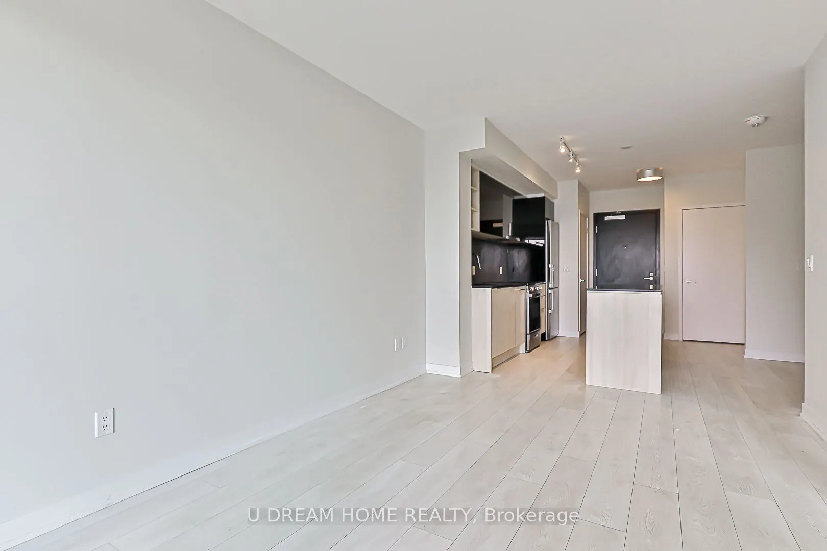 31 Tippett Road, #536