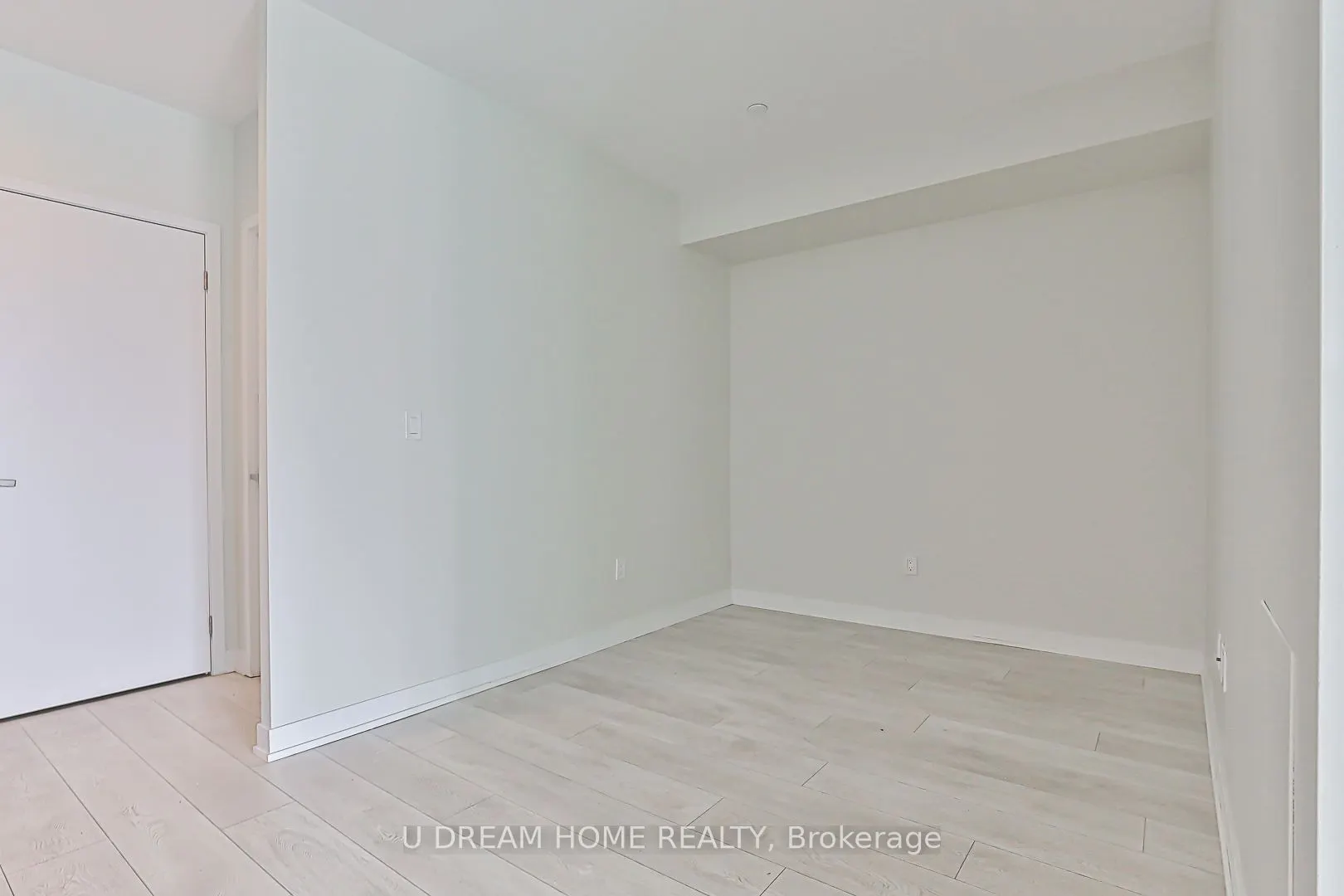 31 Tippett Road, #536