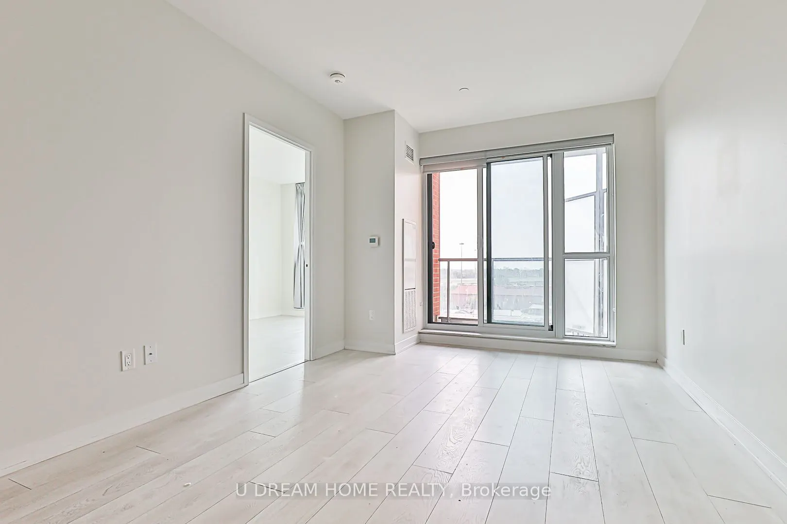 31 Tippett Road, #536