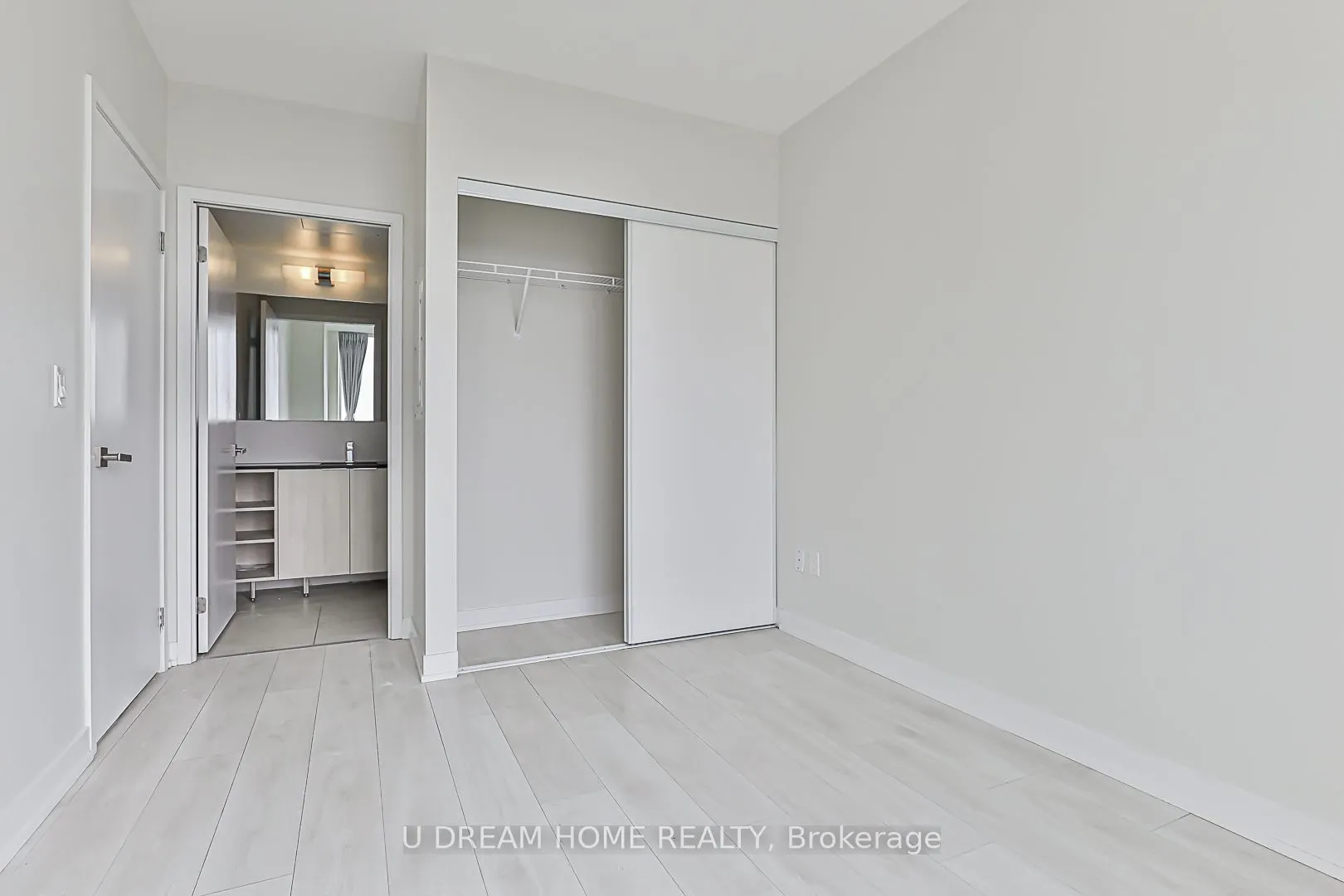 31 Tippett Road, #536