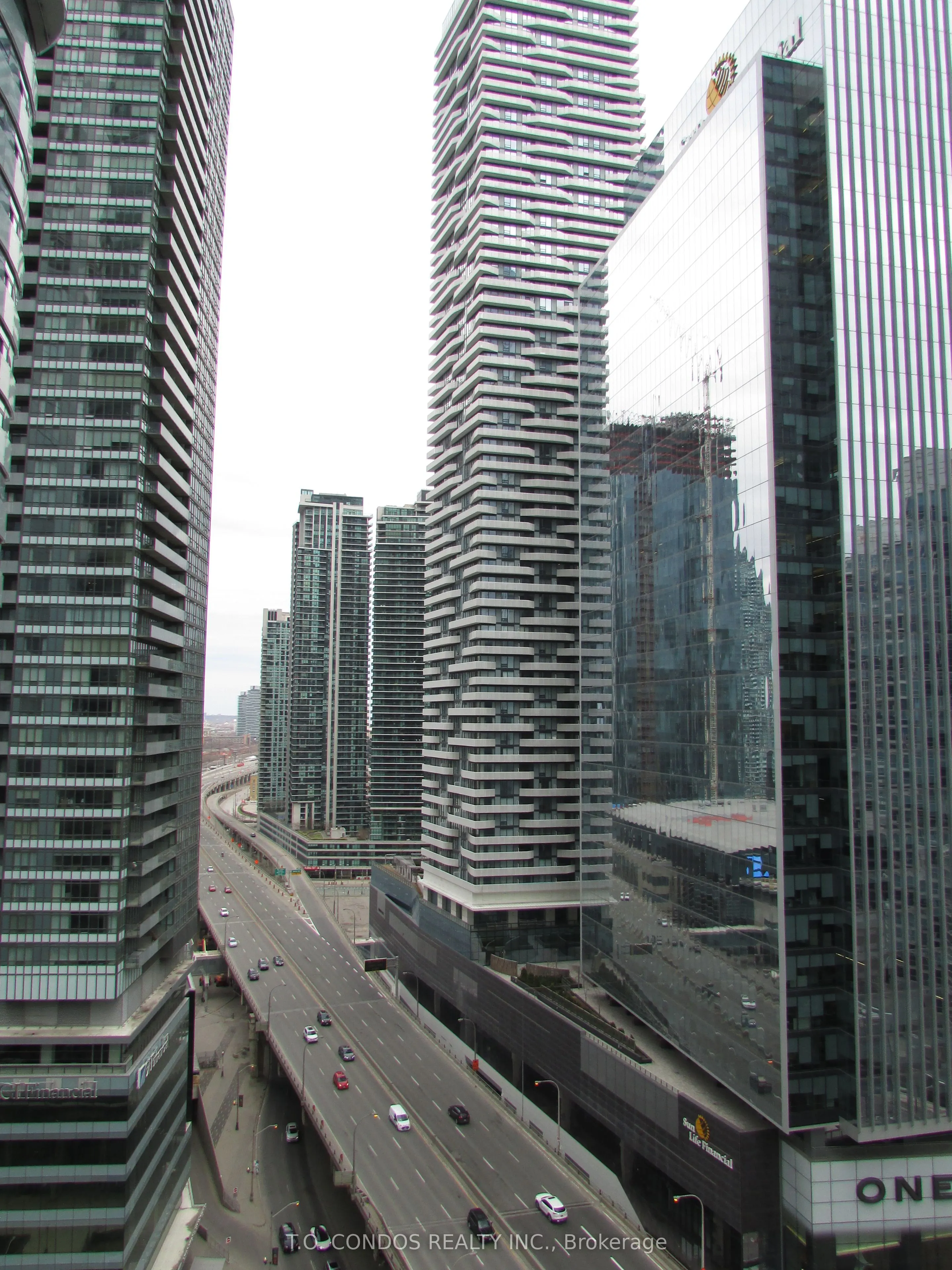12 York Street, #1901