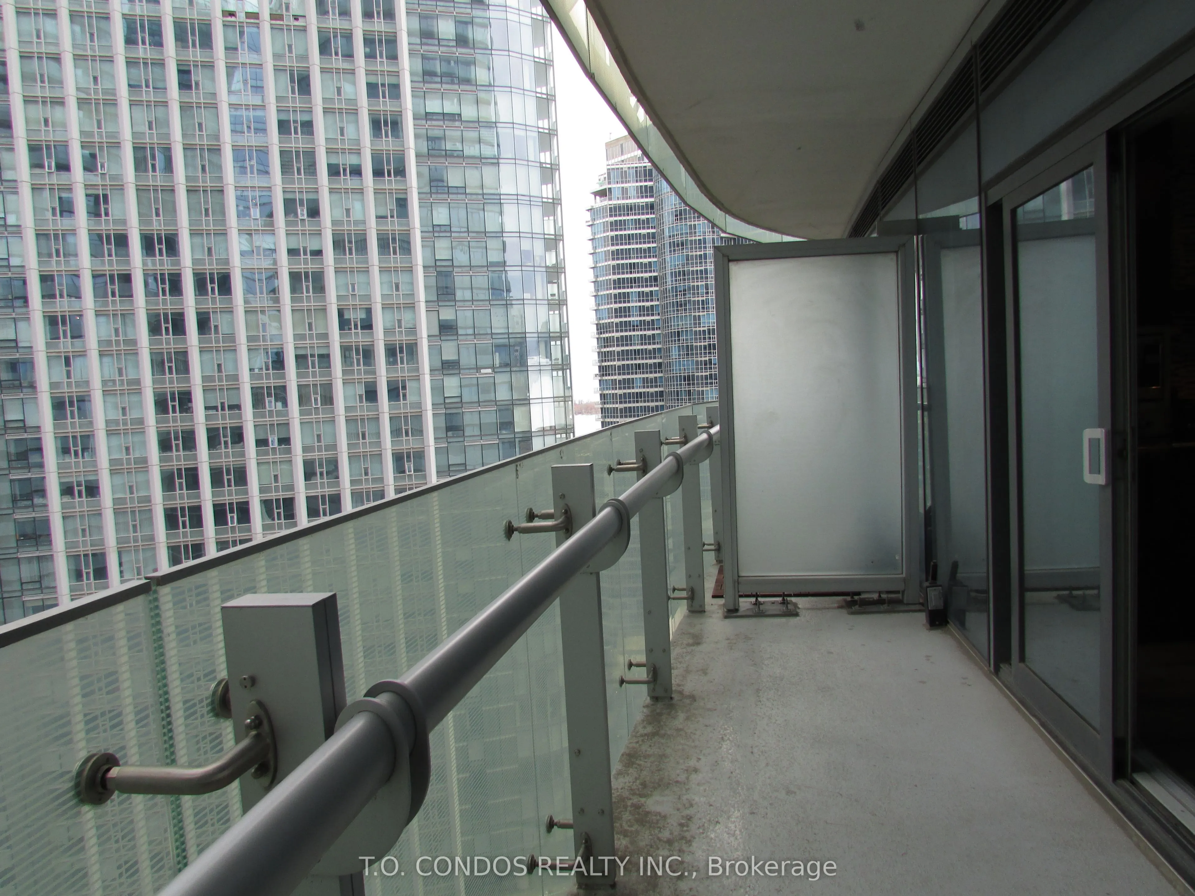 12 York Street, #1901