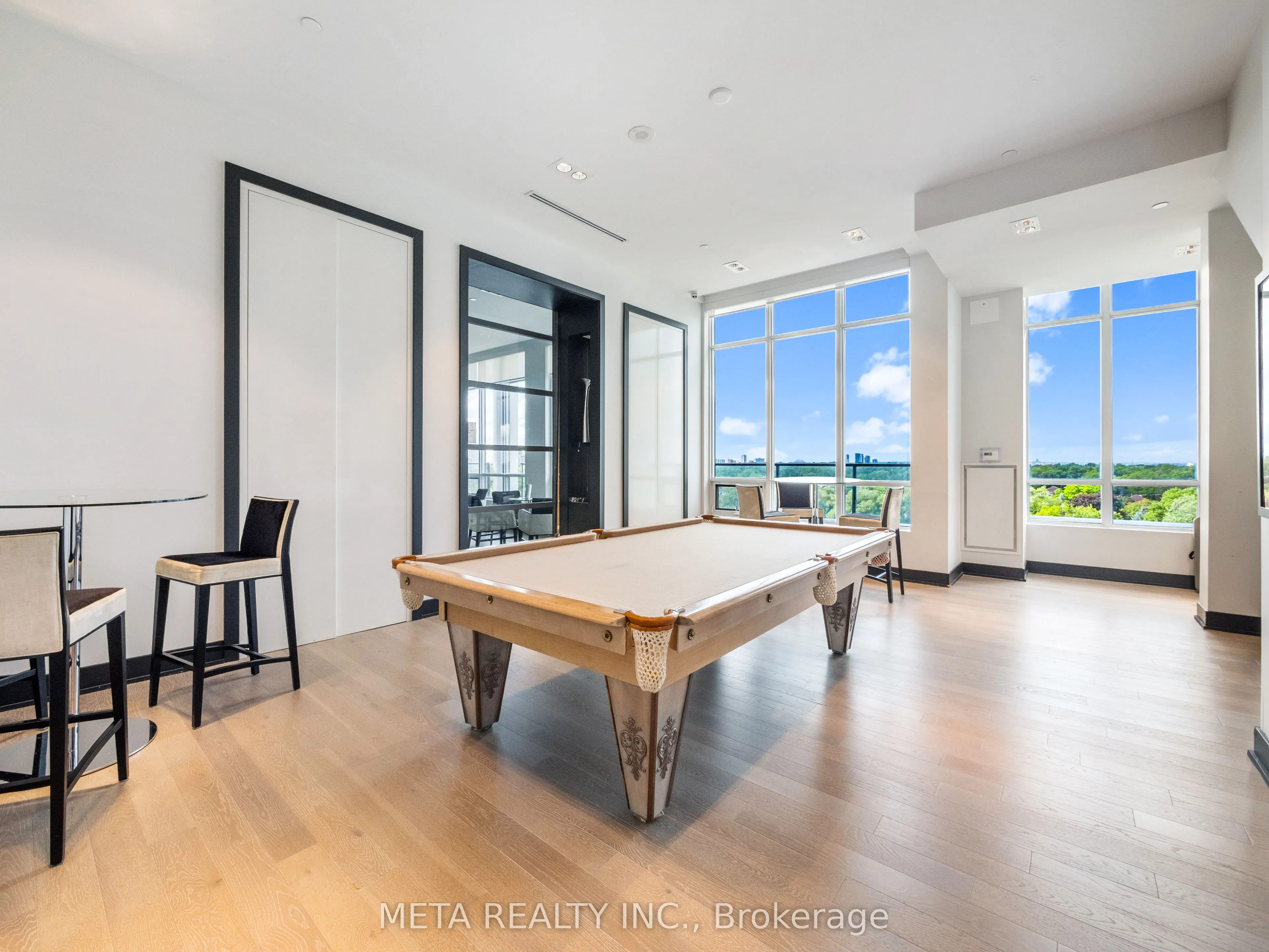 399 Spring Garden Avenue, #118