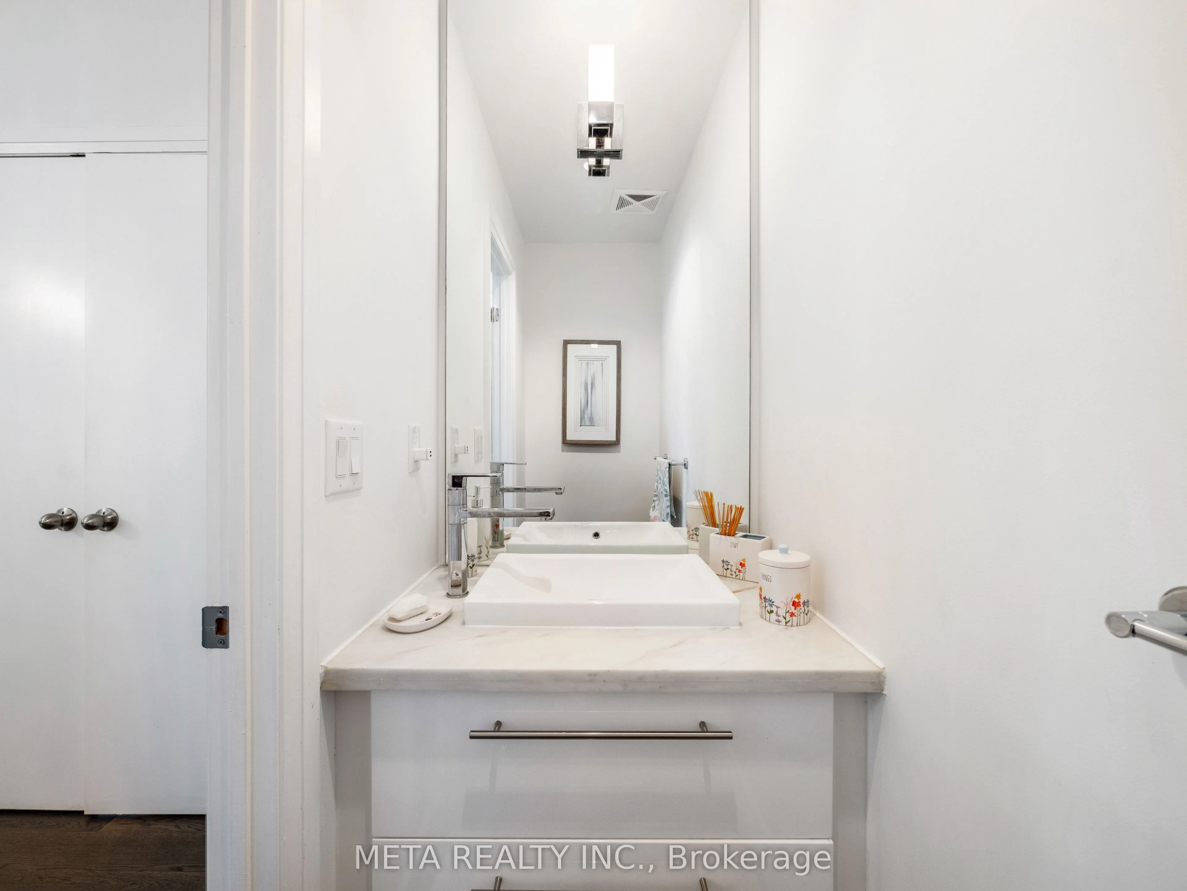 399 Spring Garden Avenue, #118