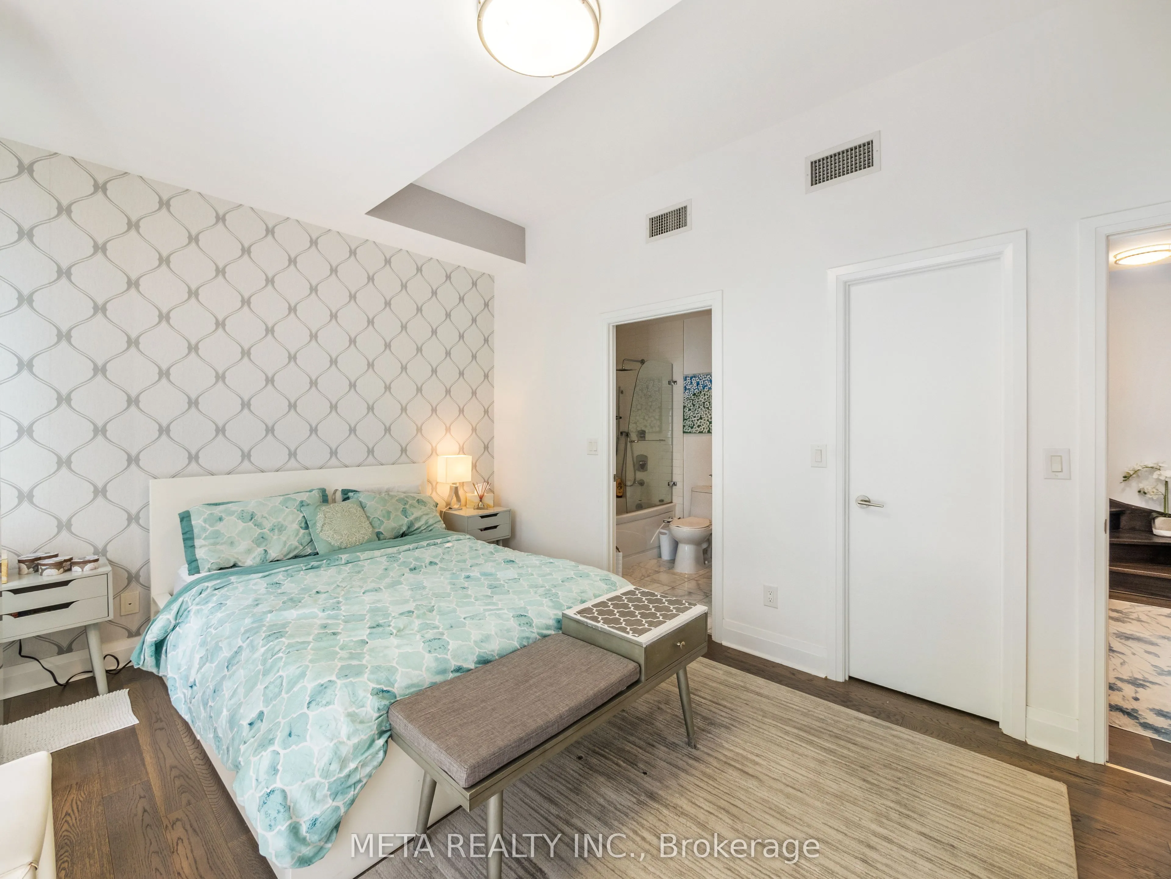 399 Spring Garden Avenue, #118
