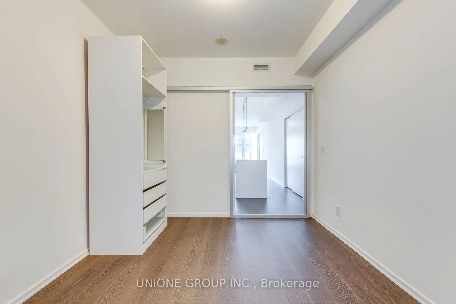 1 Bloor Street E, #5908