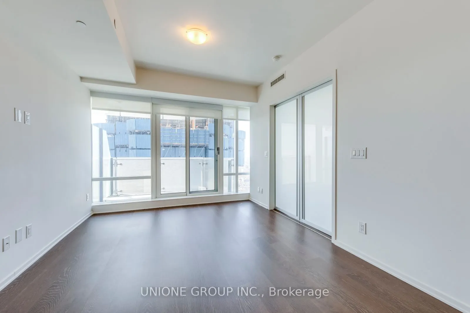 1 Bloor Street E, #5908