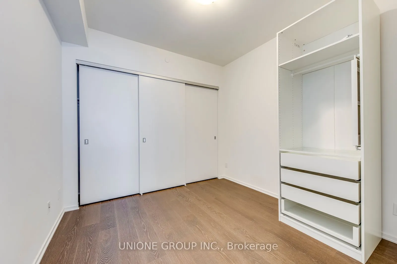 1 Bloor Street E, #5908