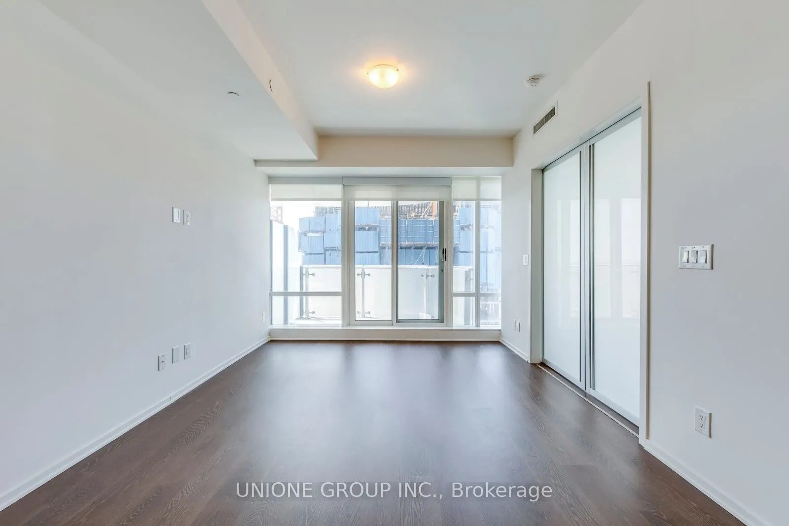 1 Bloor Street E, #5908
