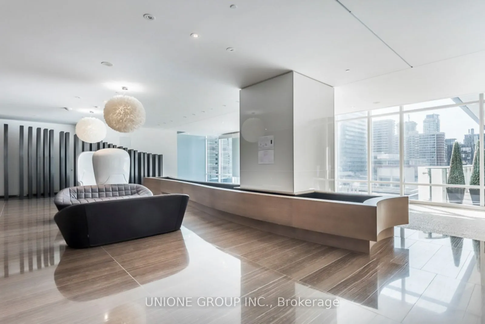 1 Bloor Street E, #5908