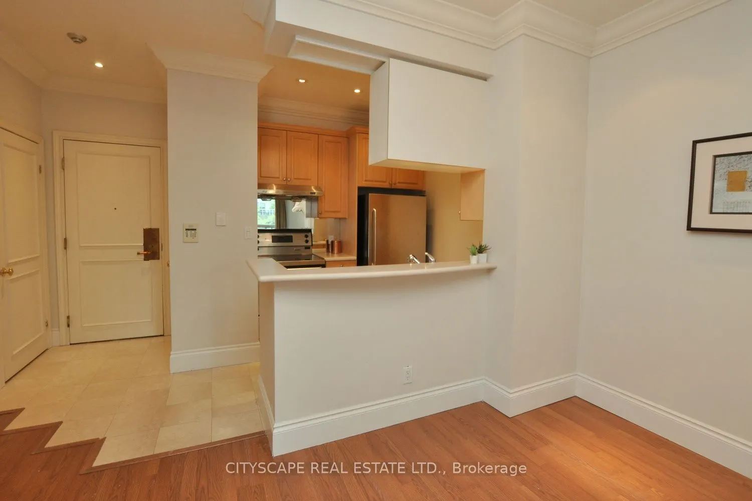 102 Bloor Street, #806