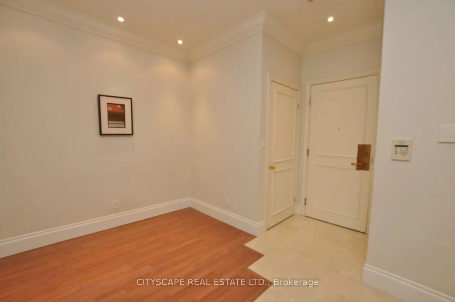 102 Bloor Street, #806