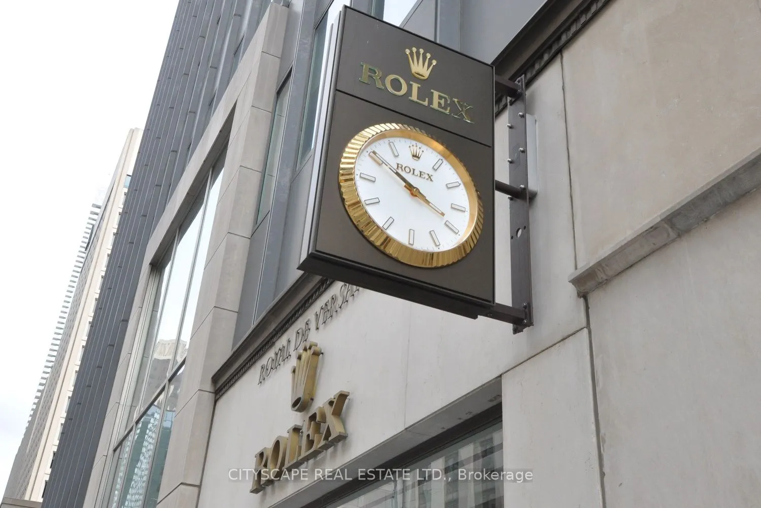 102 Bloor Street, #806