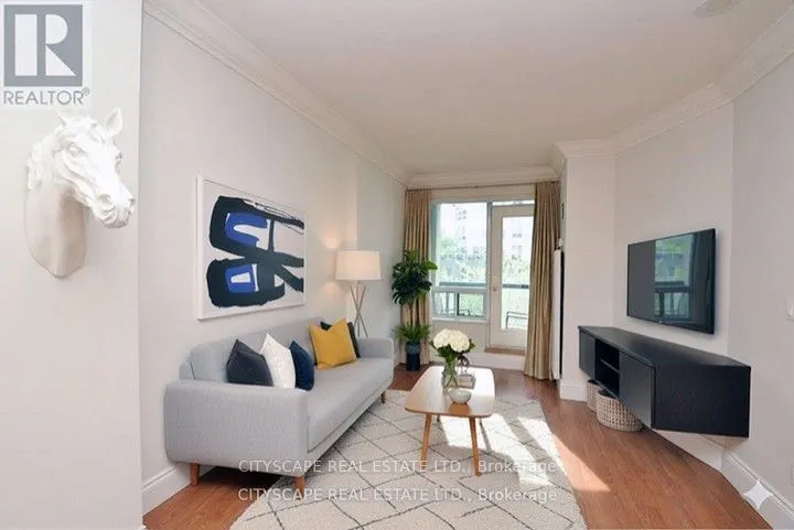102 Bloor Street, #806