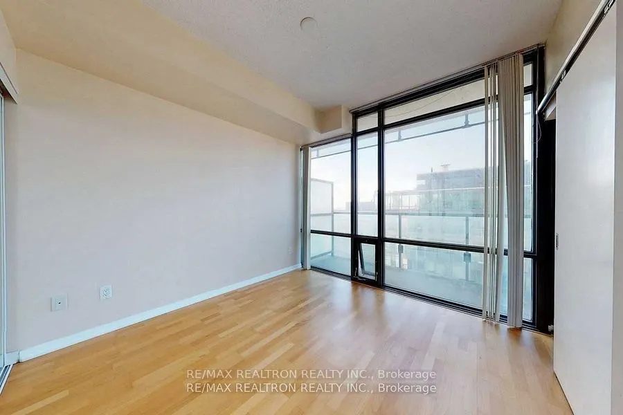 38 Grenville Street, #3809