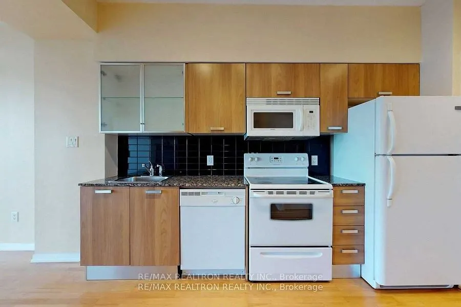 38 Grenville Street, #3809