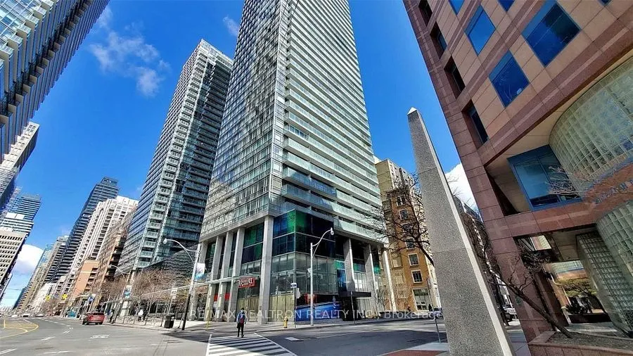 38 Grenville Street, #3809