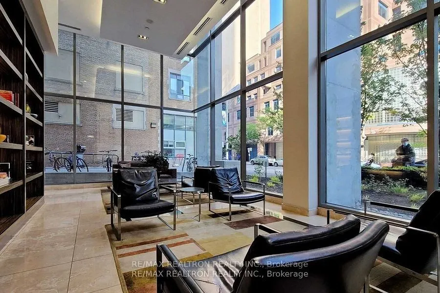 38 Grenville Street, #3809