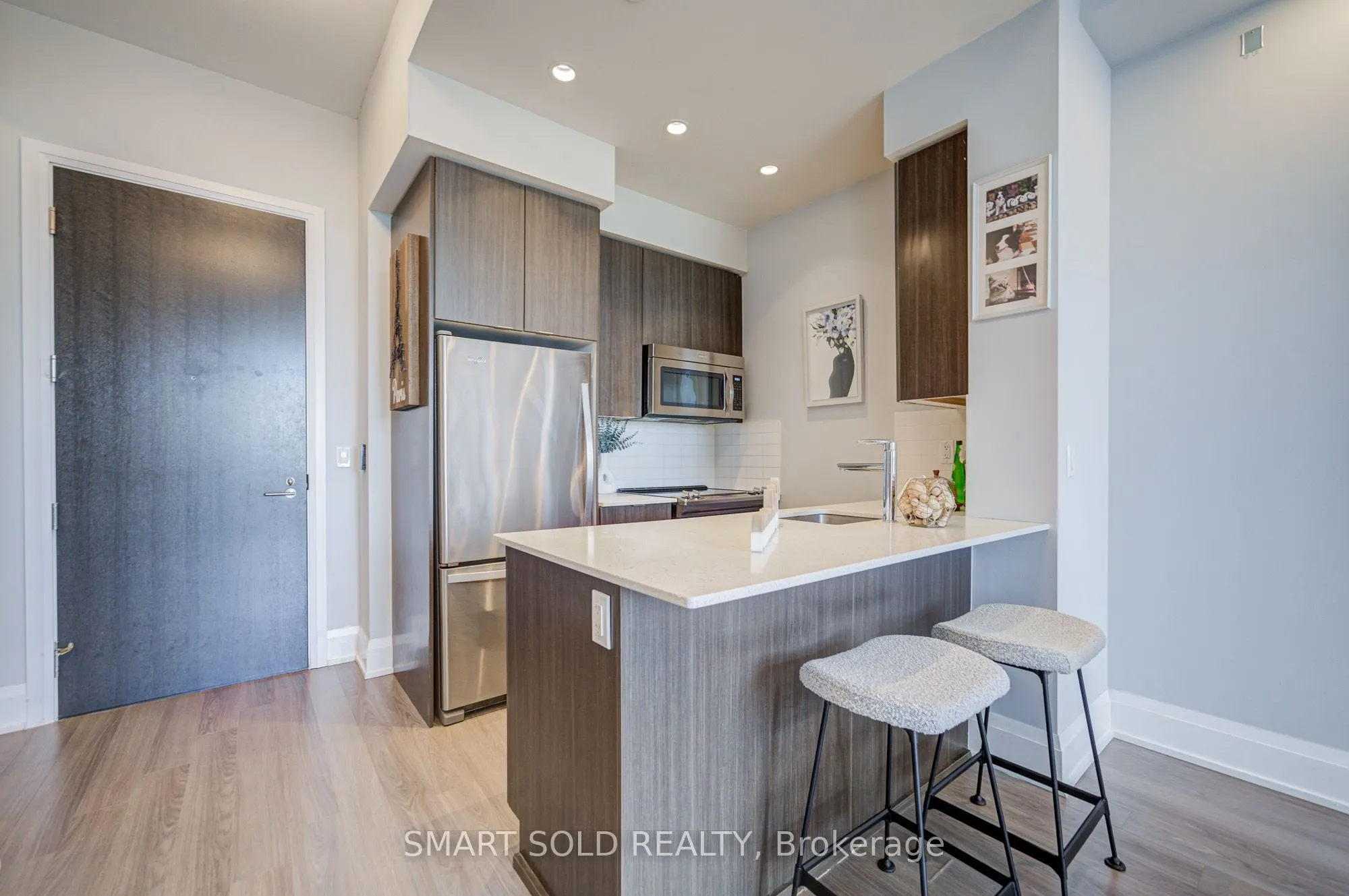 18 Graydon Hall Drive, #Ph02