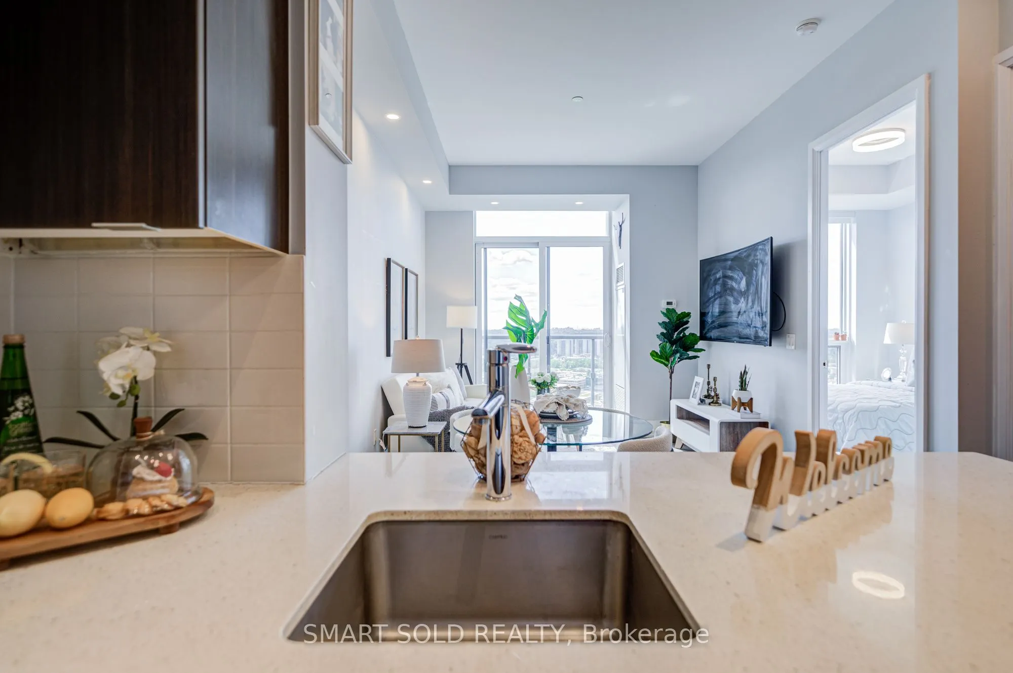 18 Graydon Hall Drive, #Ph02
