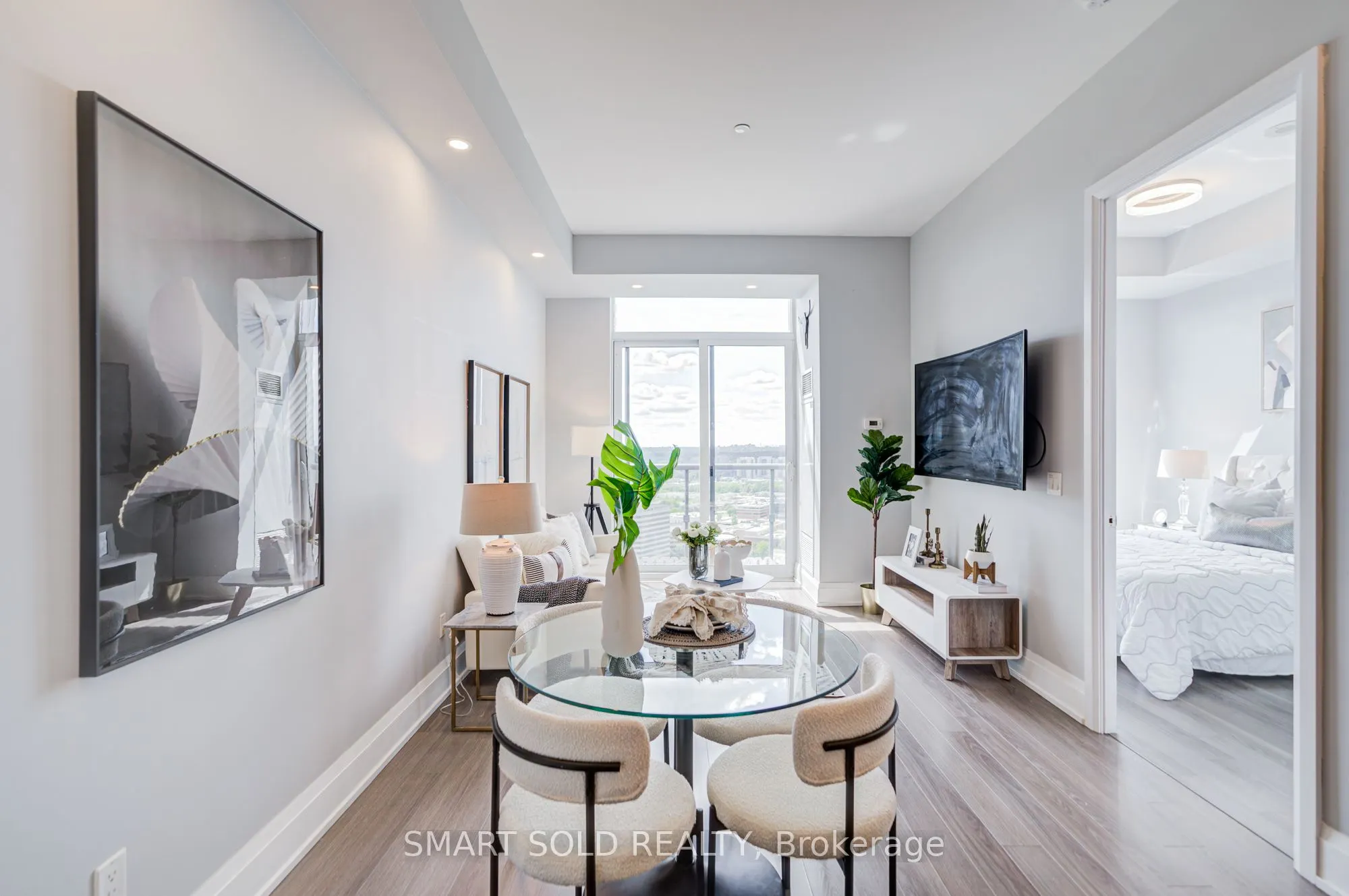 18 Graydon Hall Drive, #Ph02