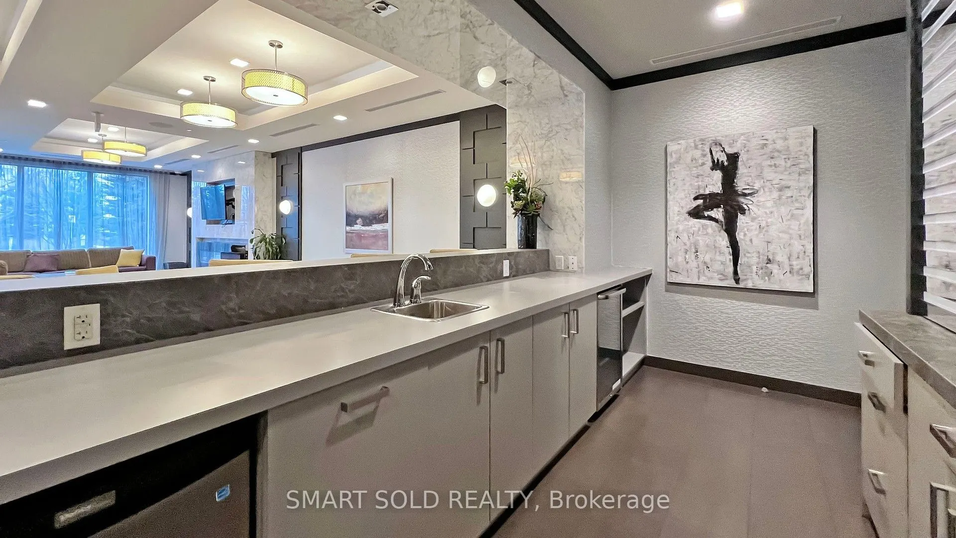 18 Graydon Hall Drive, #Ph02