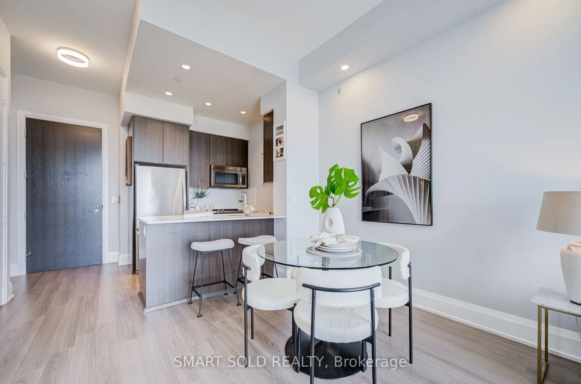 18 Graydon Hall Drive, #Ph02