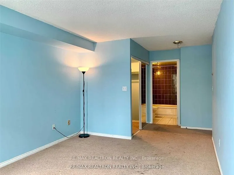 39 Pemberton Avenue, #Lph02