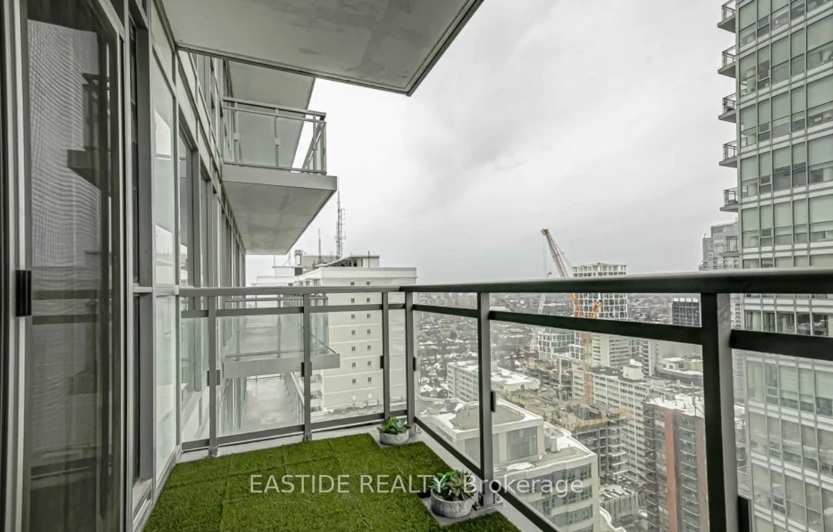 98 Lillian Street, #2411