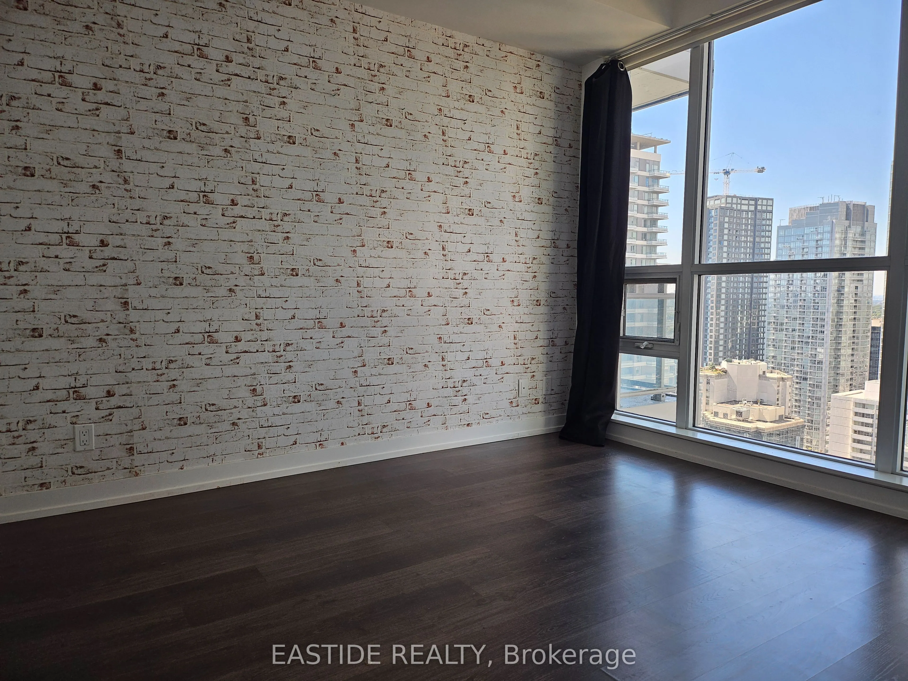 98 Lillian Street, #2411