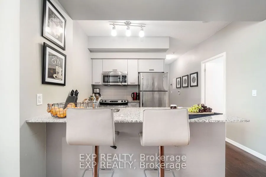 832 Bay Street, #1103