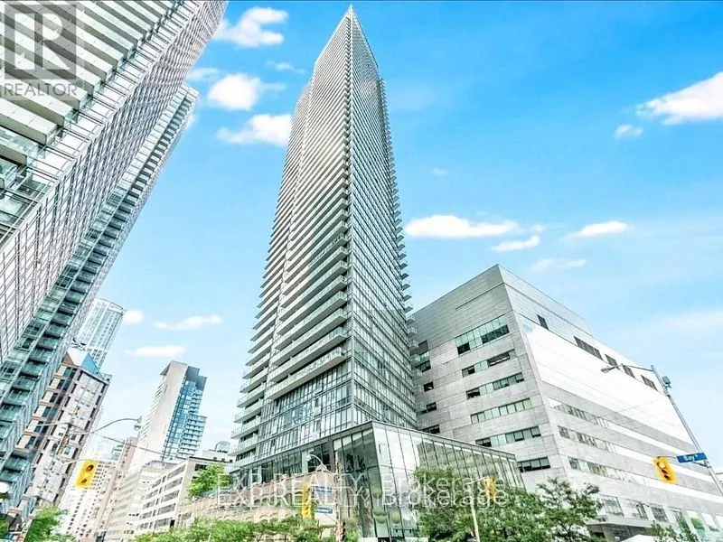 832 Bay Street, #1103
