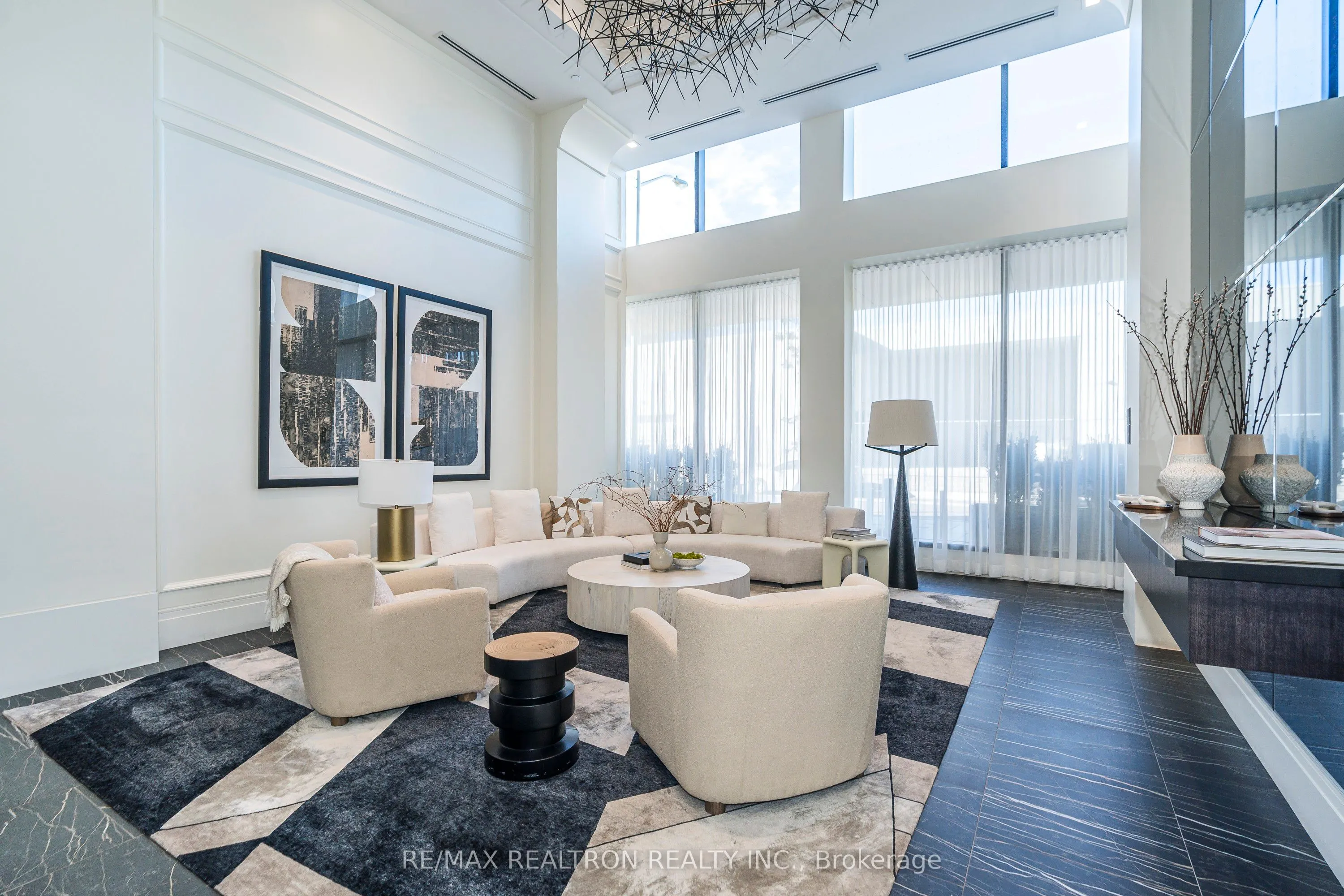 33 Frederick Todd Way, #1206