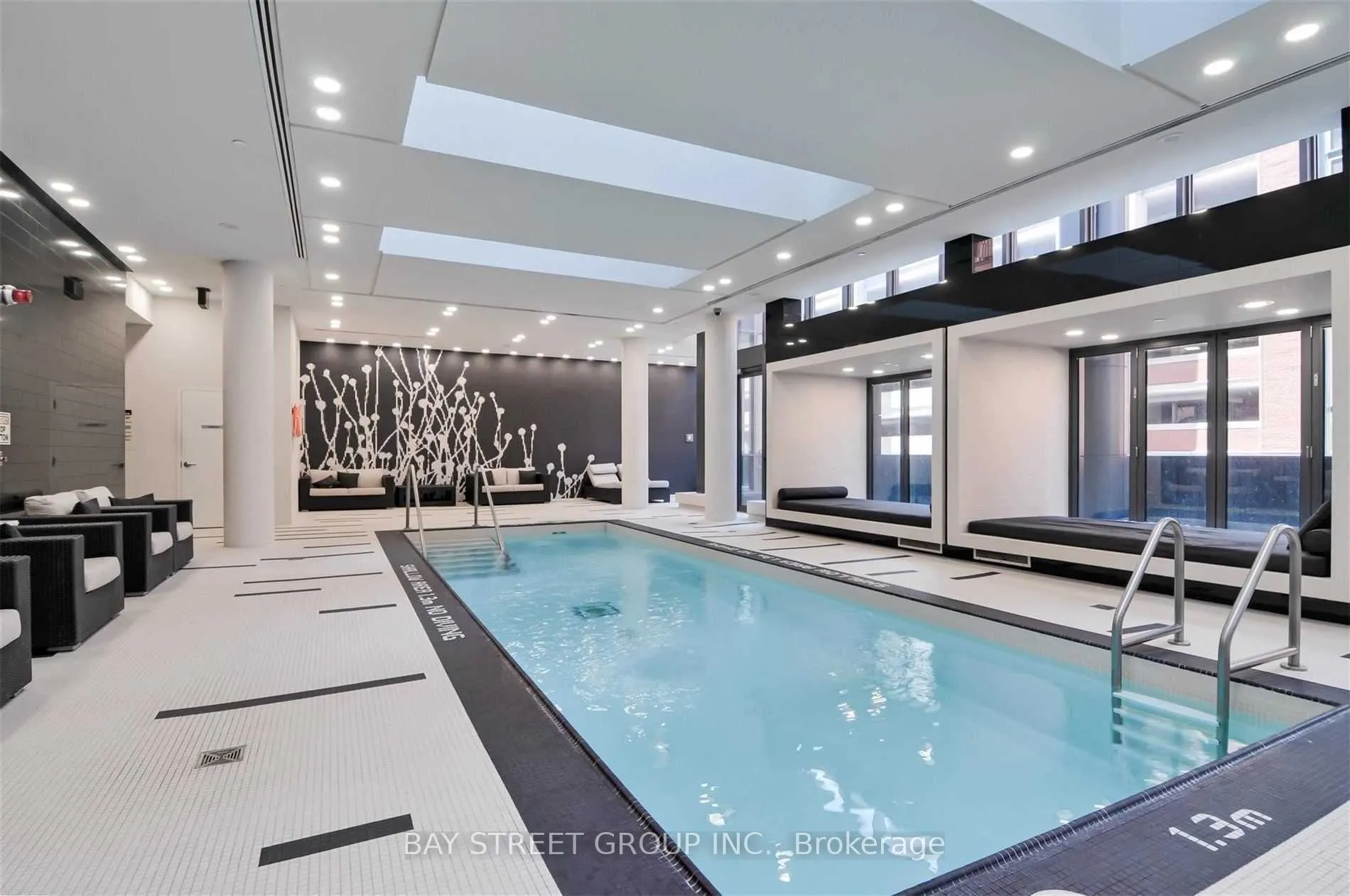 770 Bay Street, #1812